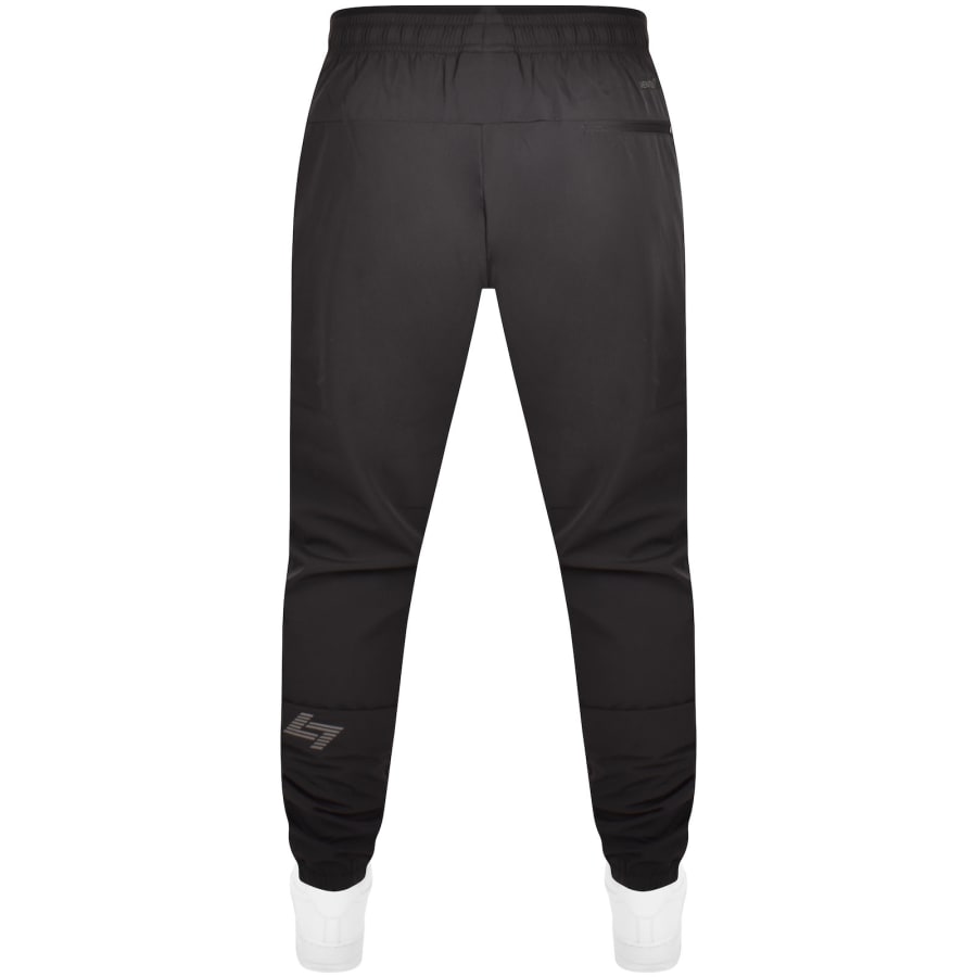Ea7 jogger hotsell
